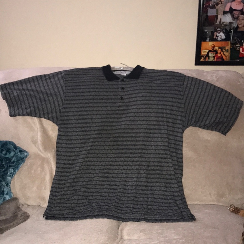 Nine twenty East travel in the right direction large polo 💕